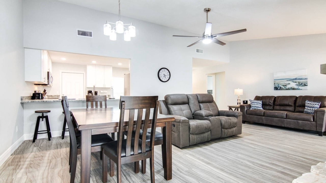 Photo of Bedroom in Bloomingdale