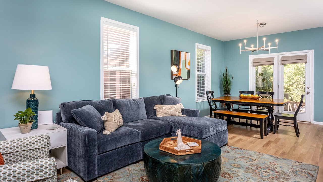 Photo of Livingroom in Downtown