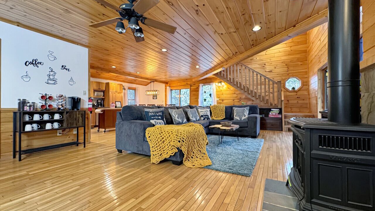 Photo of Livingroom in Whittier
