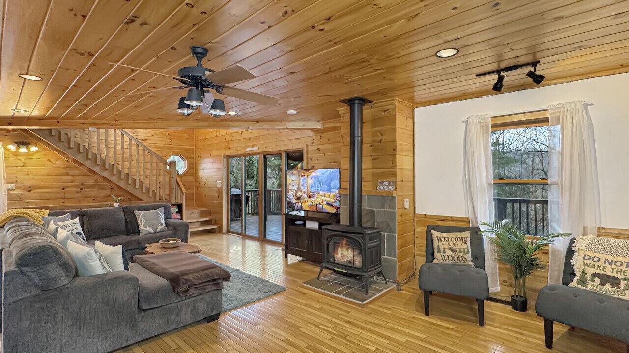 Photo of Bedroom in Whittier
