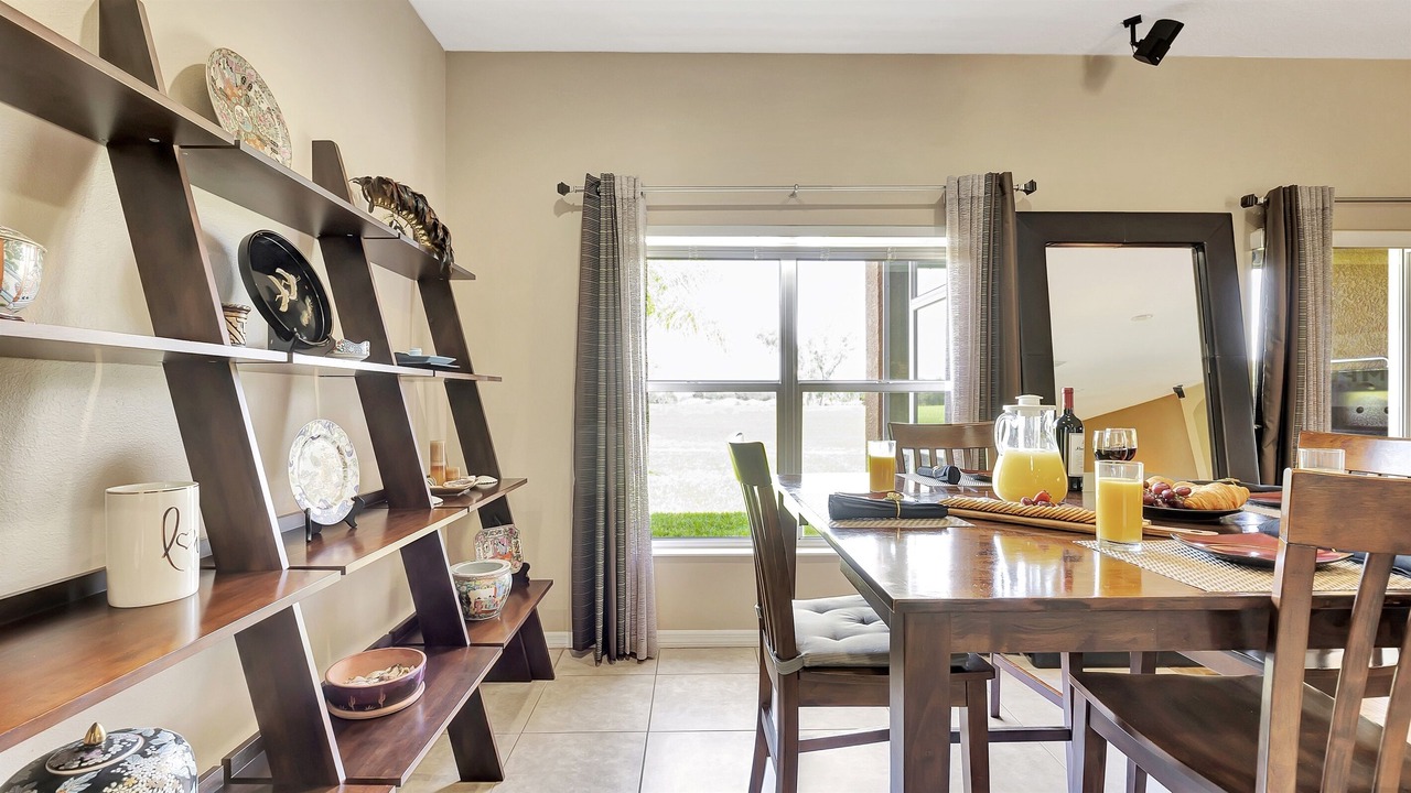 Photo of Bedroom in Valrico