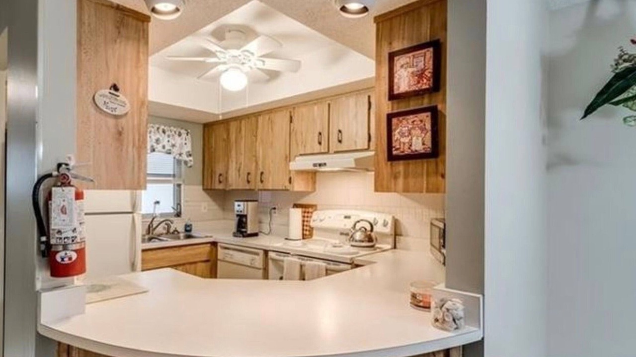 Photo of Kitchen in Sun 'N Lake