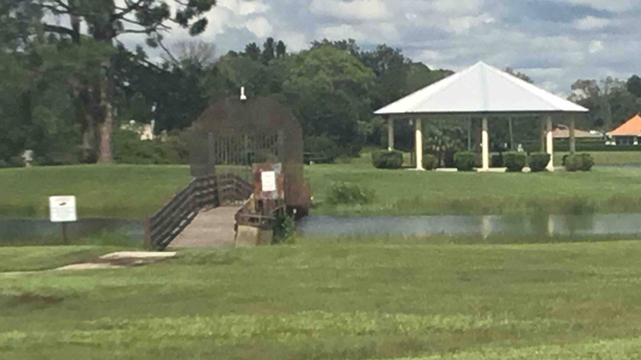 Photo of Outdoor in Sun 'N Lake