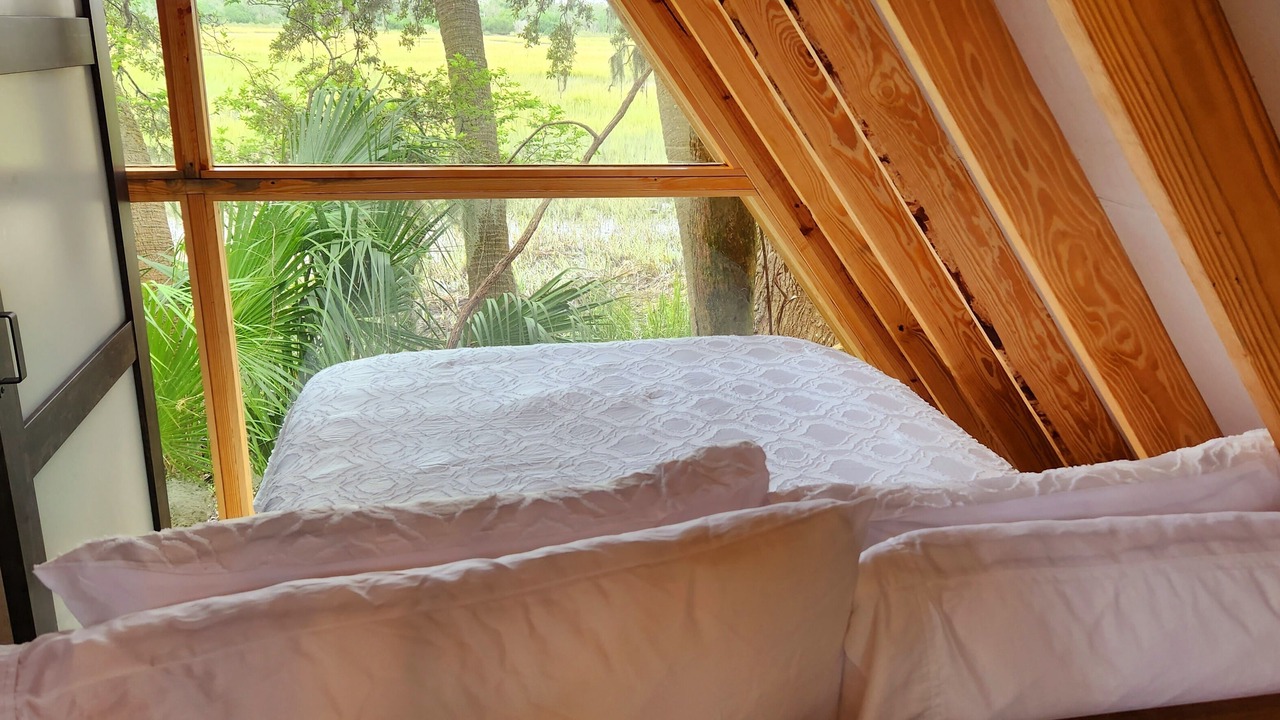 Photo of Bedroom in Saint Helena Island