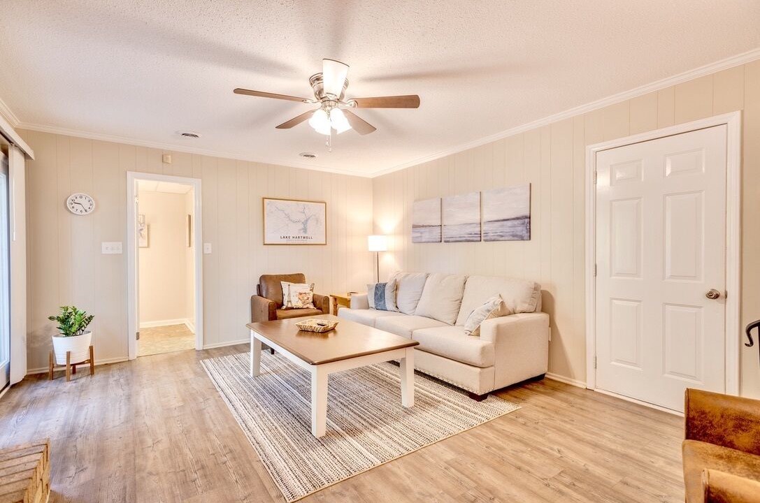 Photo of Livingroom in Anderson