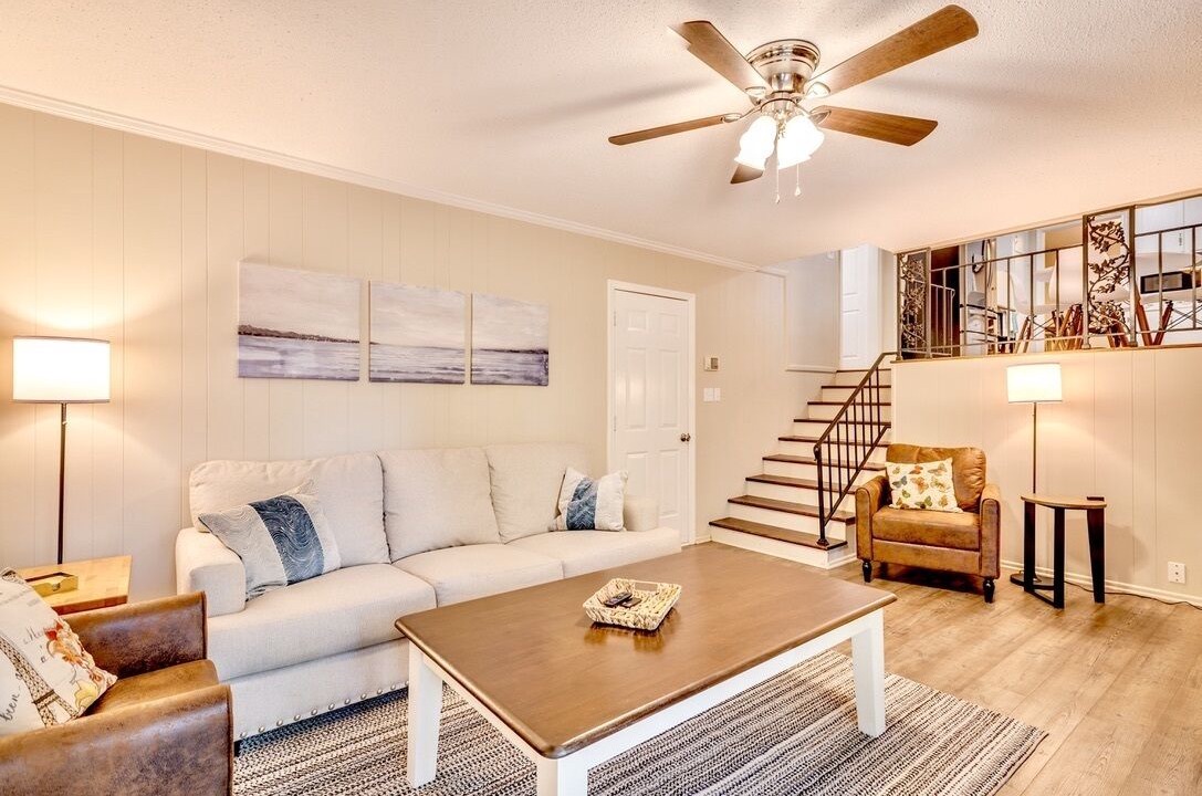 Photo of Livingroom in Anderson