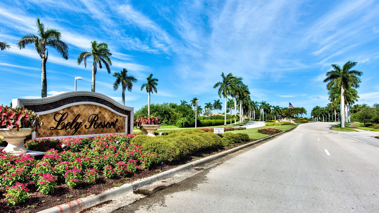 Photo of Outdoor in Naples