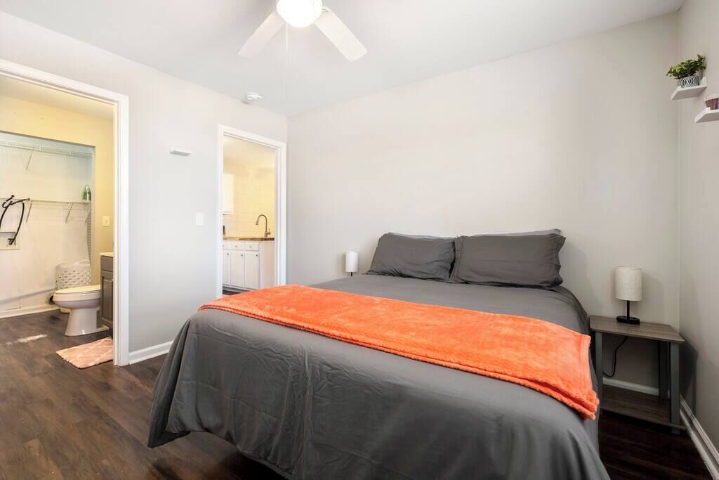 Photo of Bedroom in Central