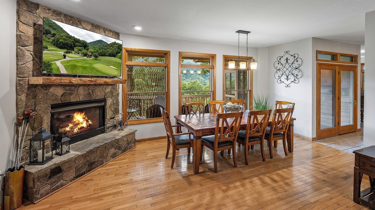 Photo of Livingroom in Whittier