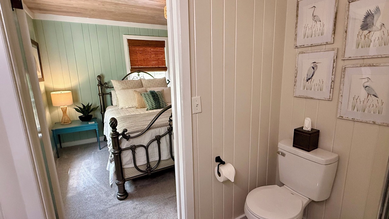 Photo of Bedroom in Peach Orchard