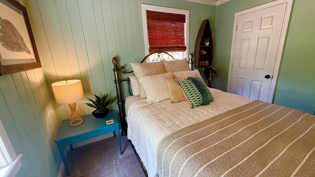 Photo of Bedroom in Peach Orchard