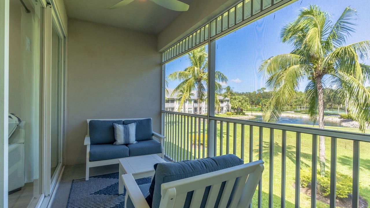 Photo of Outdoor in Naples