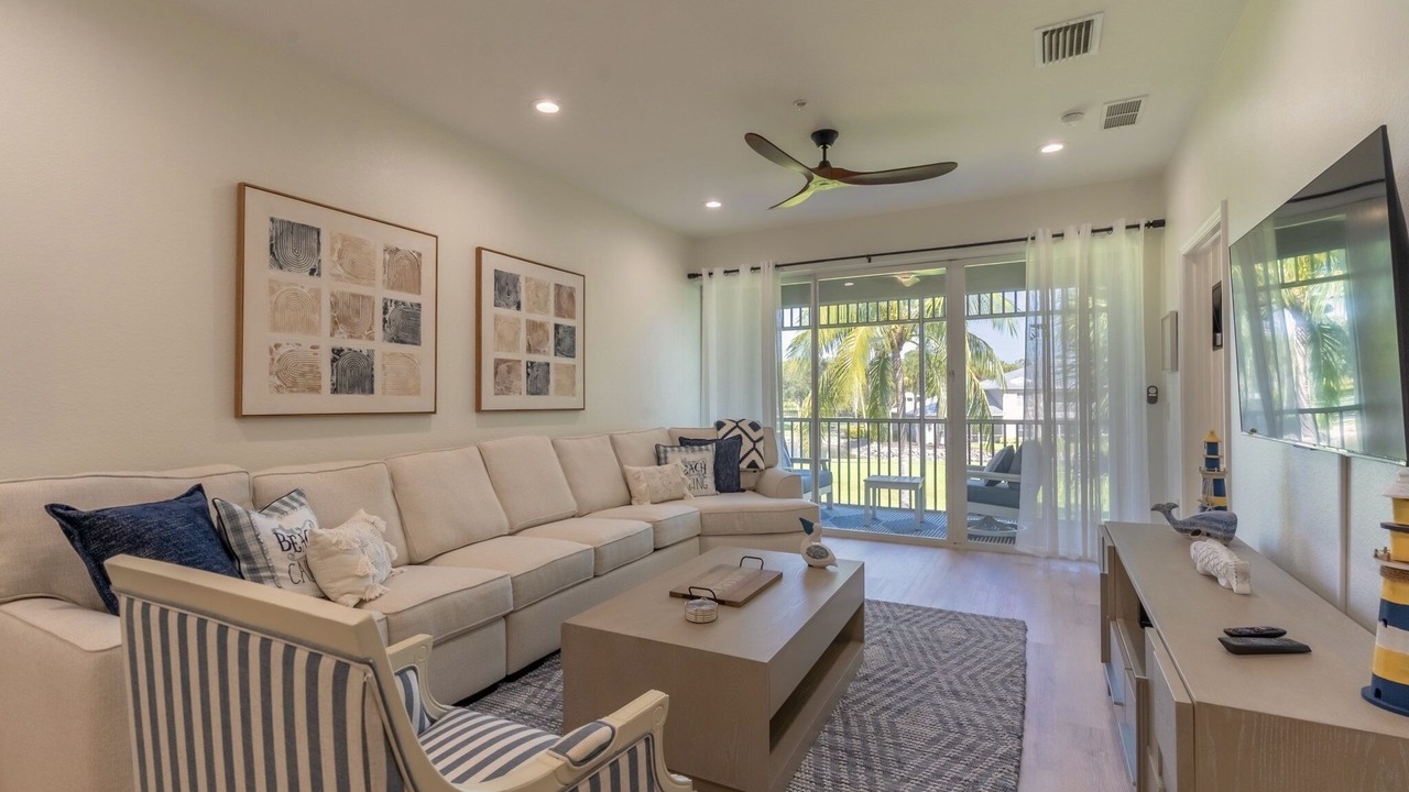 Photo of Livingroom in Naples
