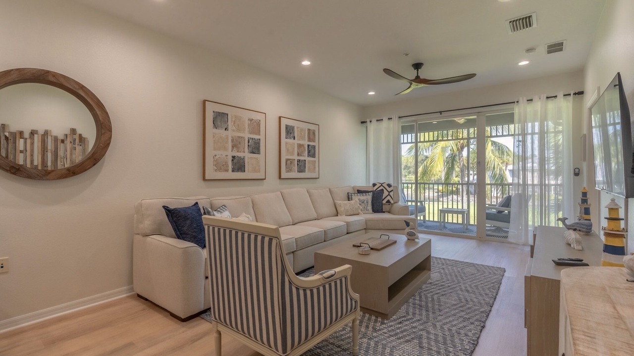 Photo of Livingroom in Naples