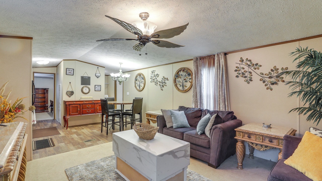 Photo of Bedroom in Russellville