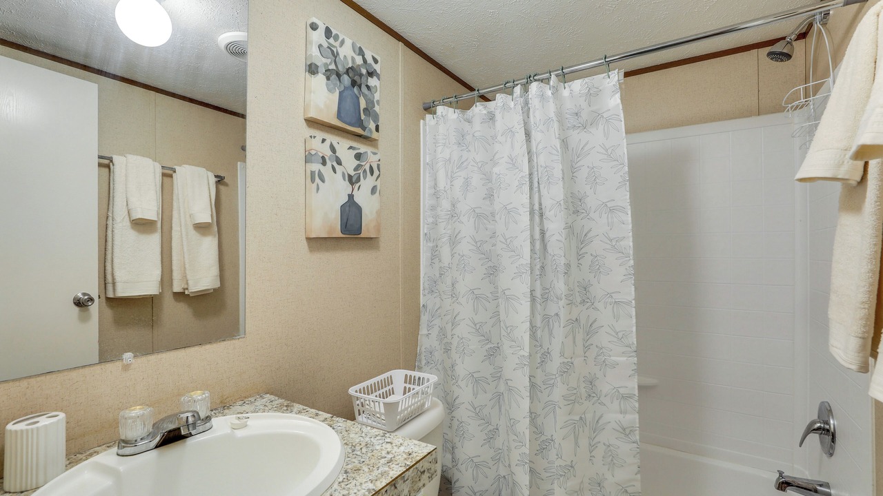 Photo of Bathroom in Russellville