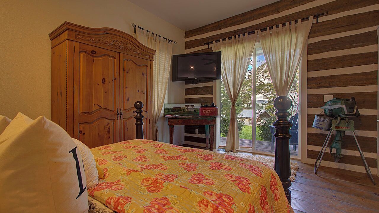 Photo of Bedroom in Tellico Plains