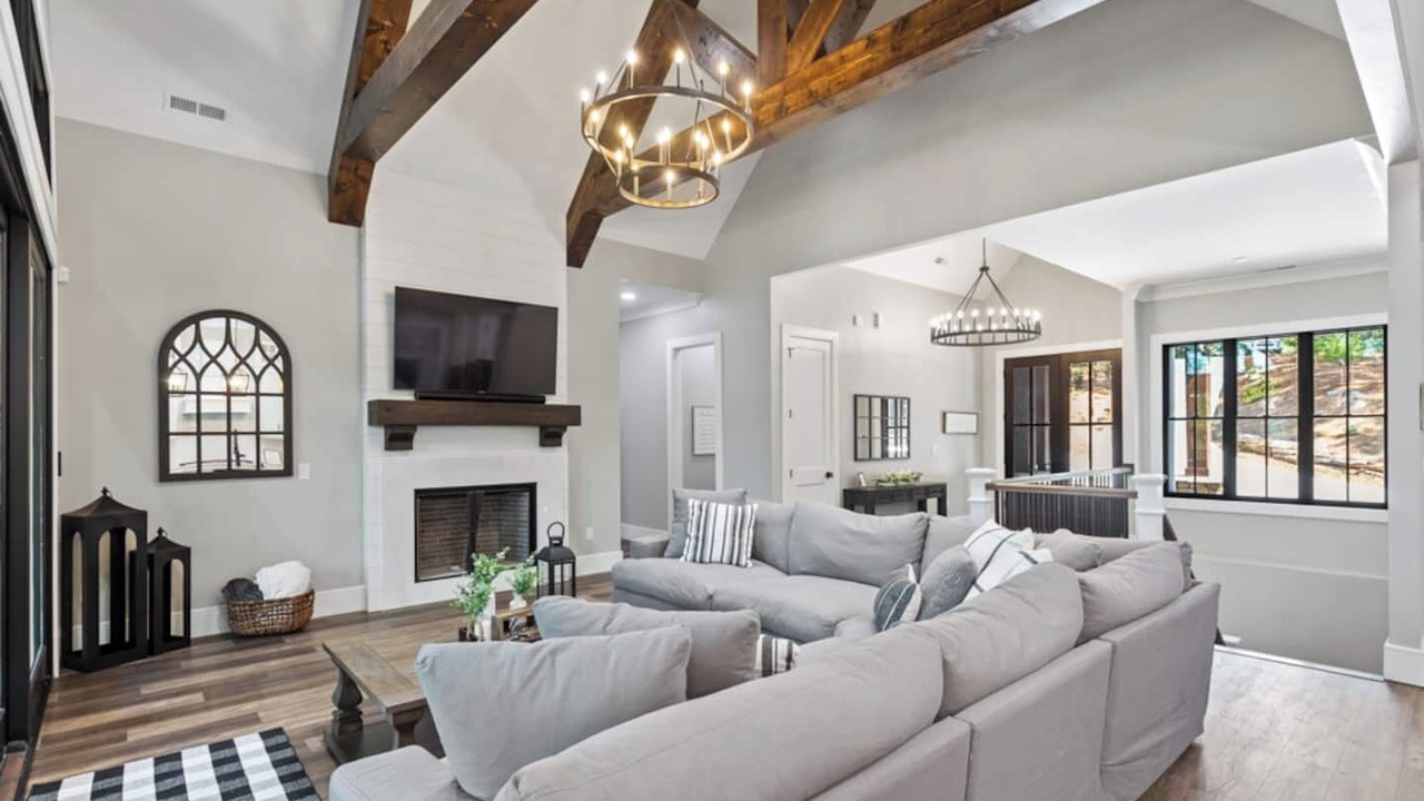 Photo of Livingroom in West Union