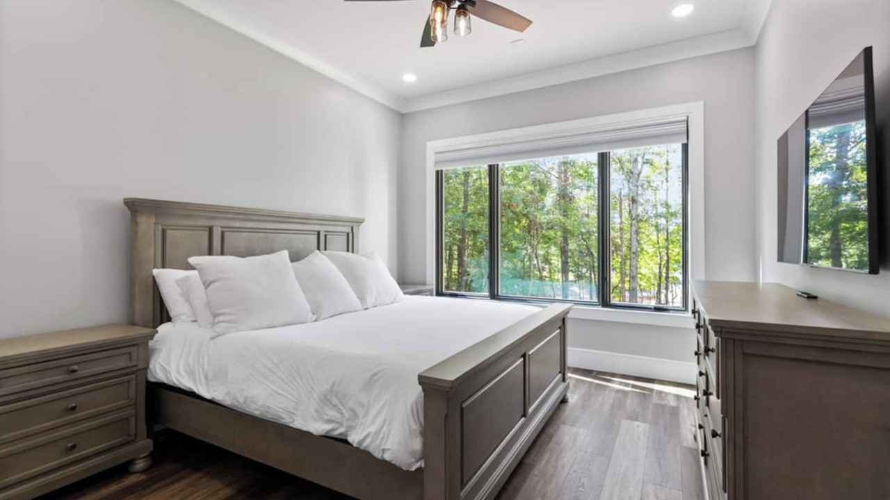 Photo of Bedroom in West Union