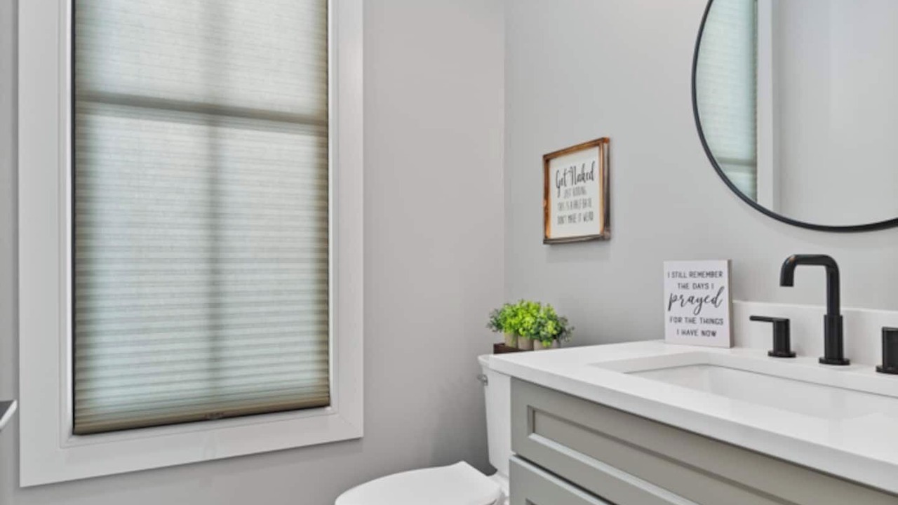 Photo of Bathroom in West Union