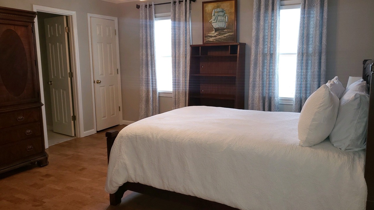 Photo of Bedroom in Evans