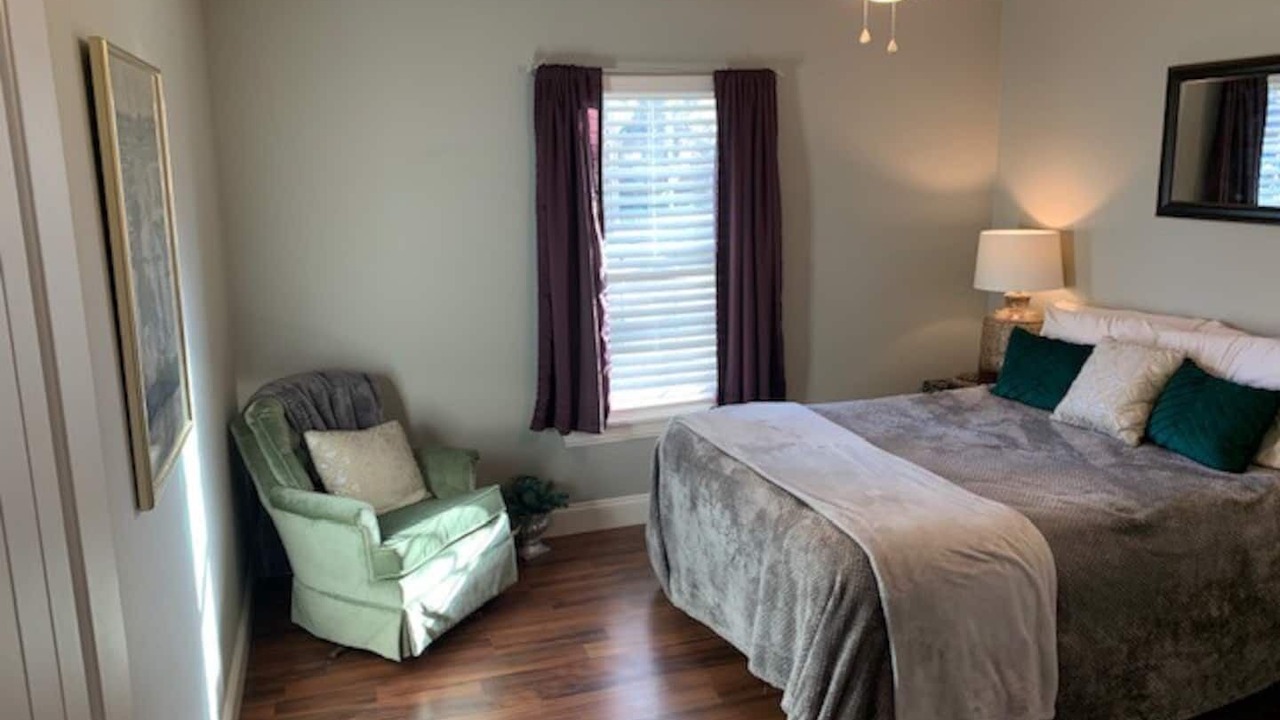 Photo of Bedroom in Savannah
