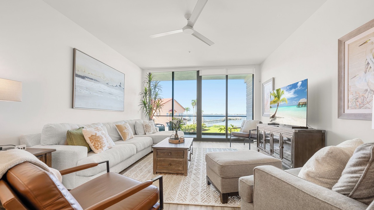 Photo of Livingroom in Melbourne Beach