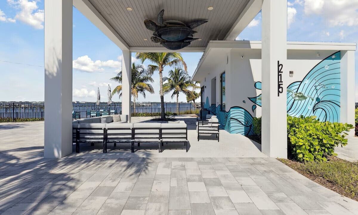Photo of Patio Balcony in Melbourne Beach
