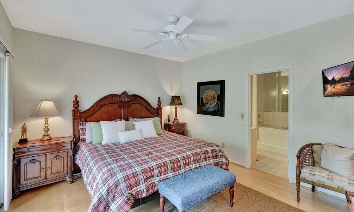 Photo of Bedroom in Salem