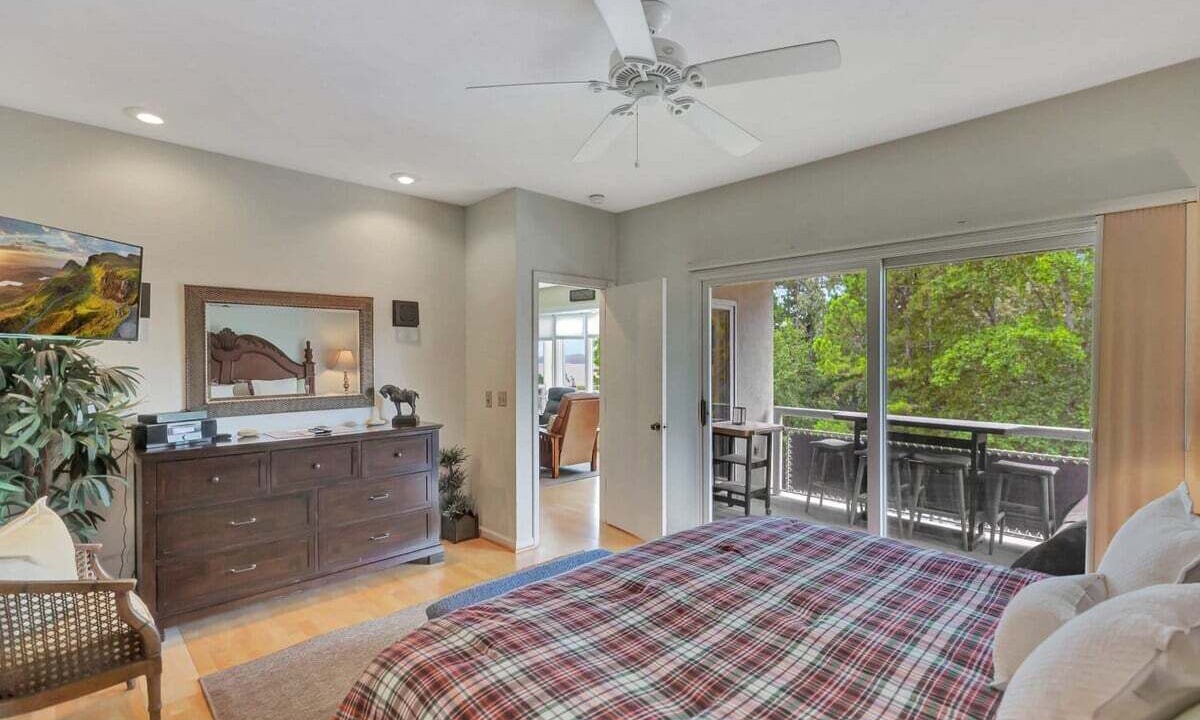 Photo of Bedroom in Salem
