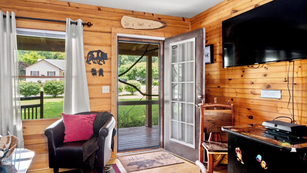 Photo of Livingroom in Robbinsville