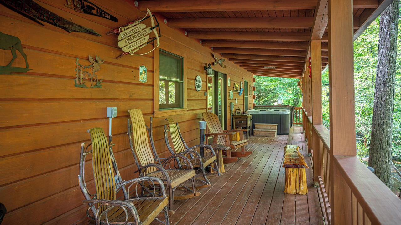 Photo of Patio Balcony in Robbinsville