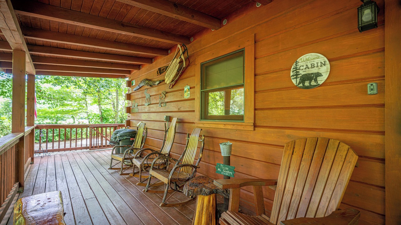Photo of Patio Balcony in Robbinsville