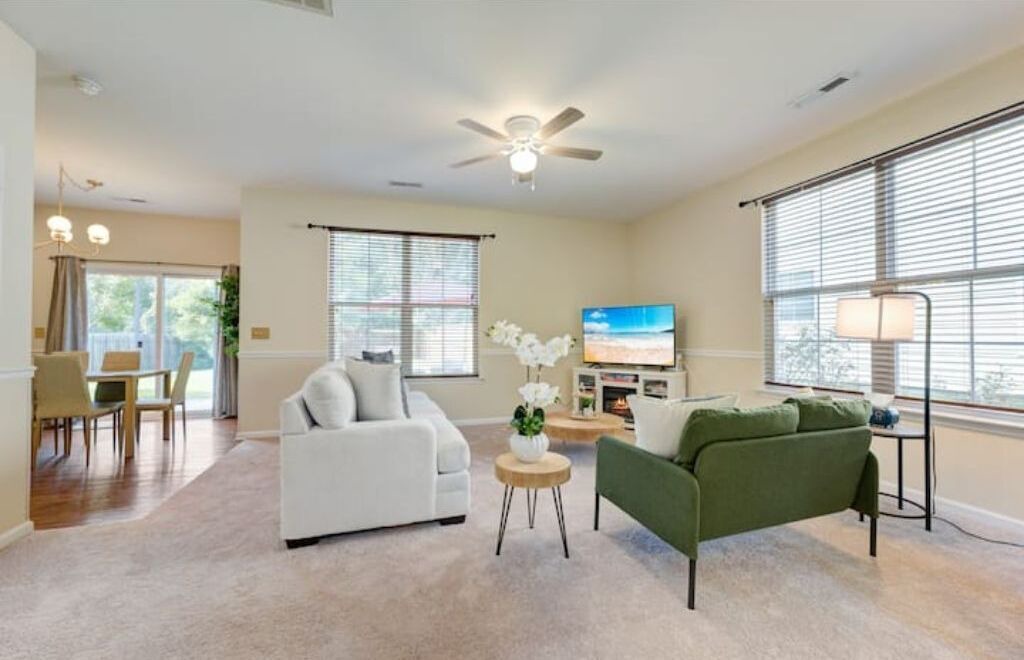 Photo of Livingroom in North Charleston