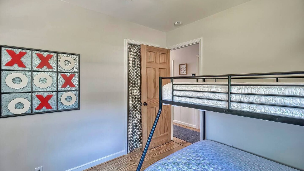 Photo of Bedroom in Chapin