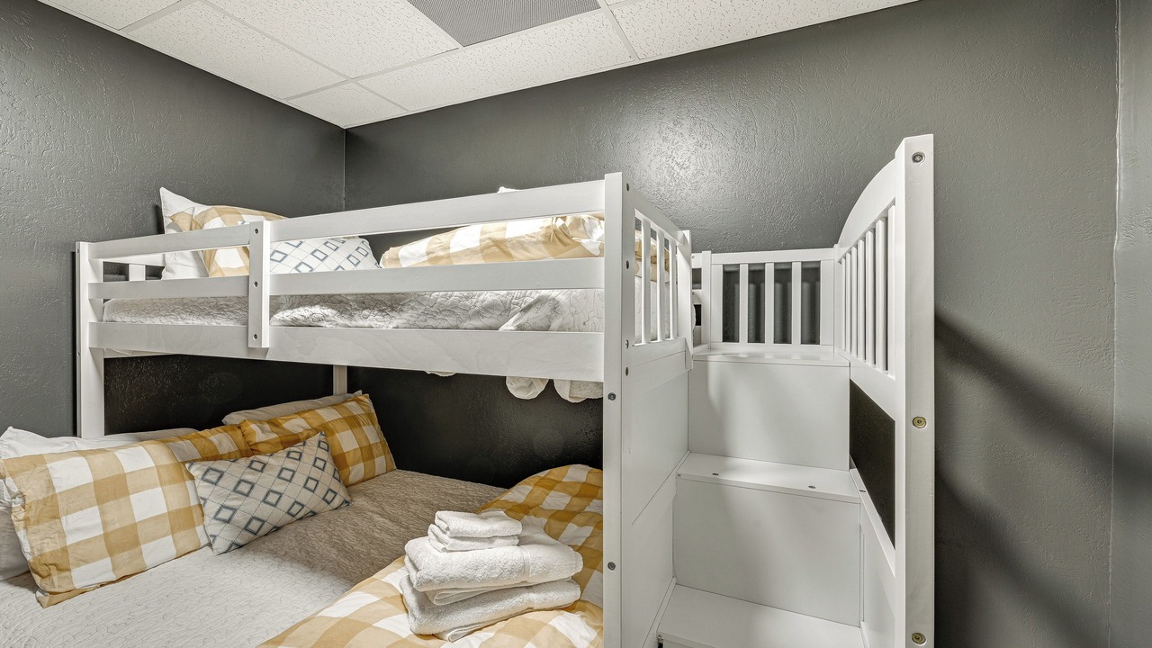 Photo of Bedroom in Salem