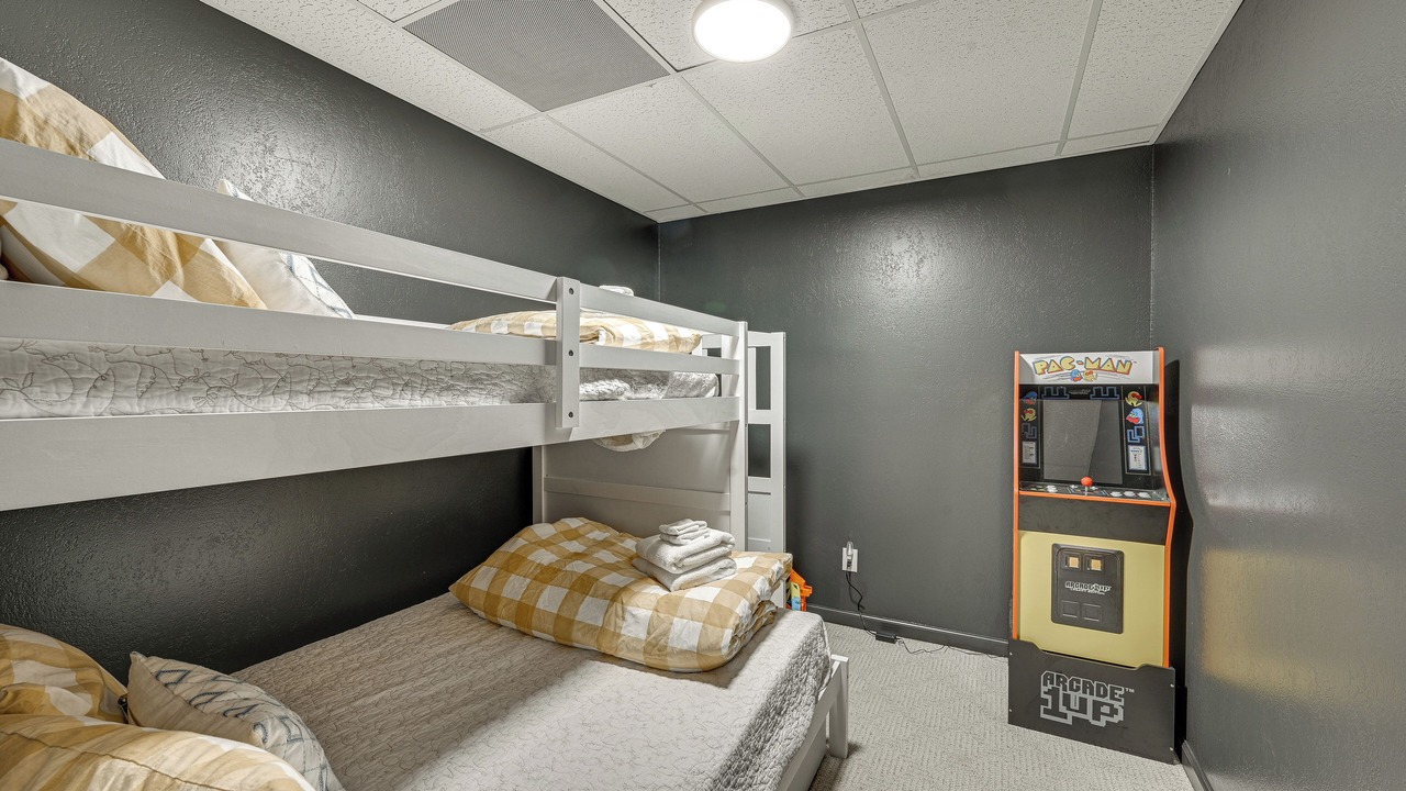 Photo of Bedroom in Salem