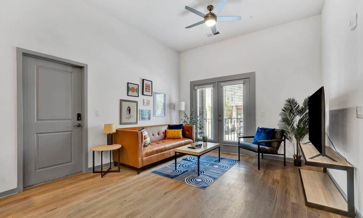 Photo of Livingroom in Clemson