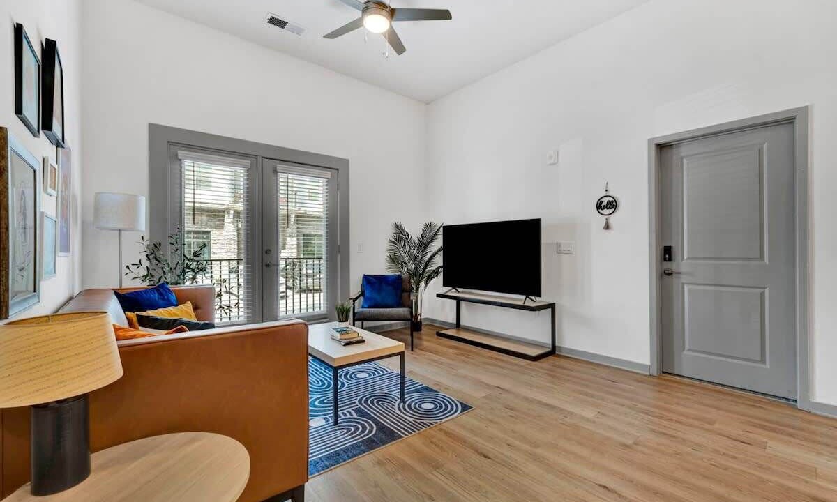 Photo of Livingroom in Clemson