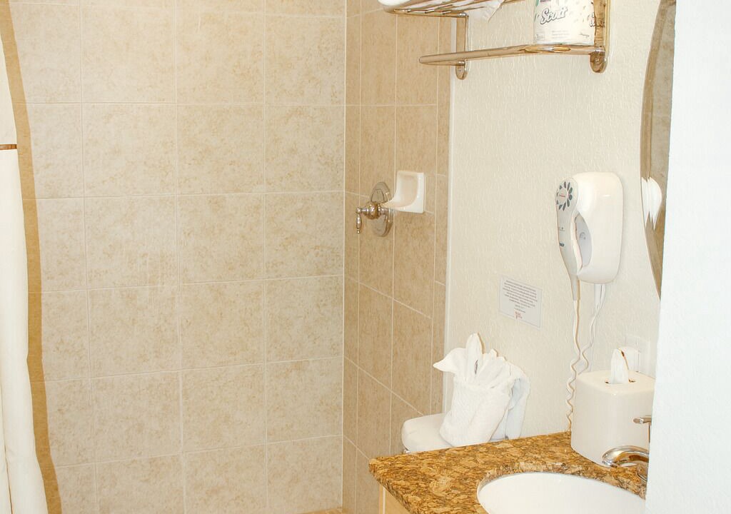 Photo of Bathroom in Treasure Island