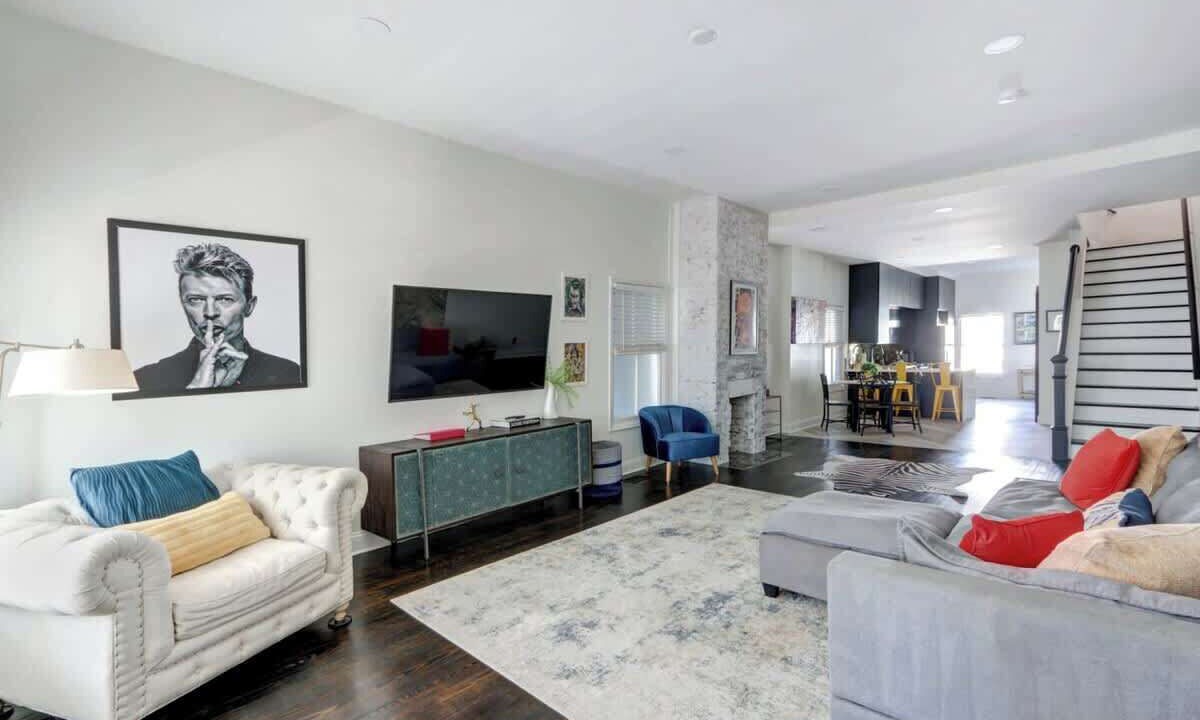 Photo of Livingroom in Dixon Park