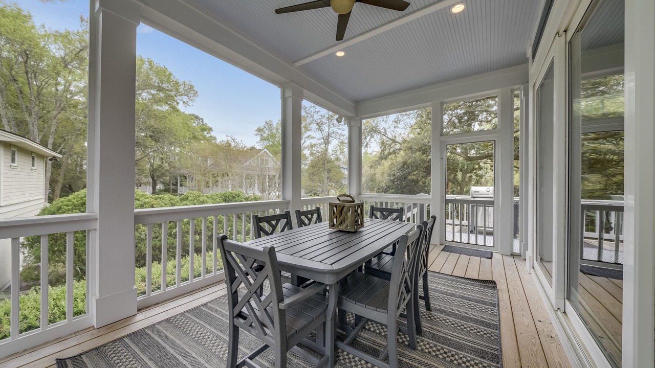 Photo of Outdoor in Folly Field