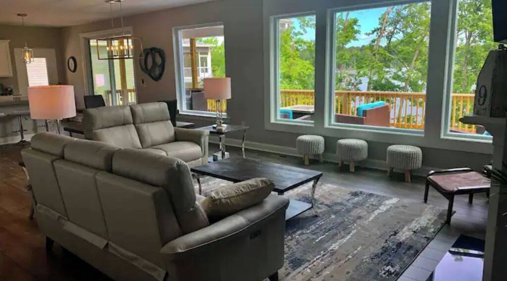 Photo of Livingroom in Chapin
