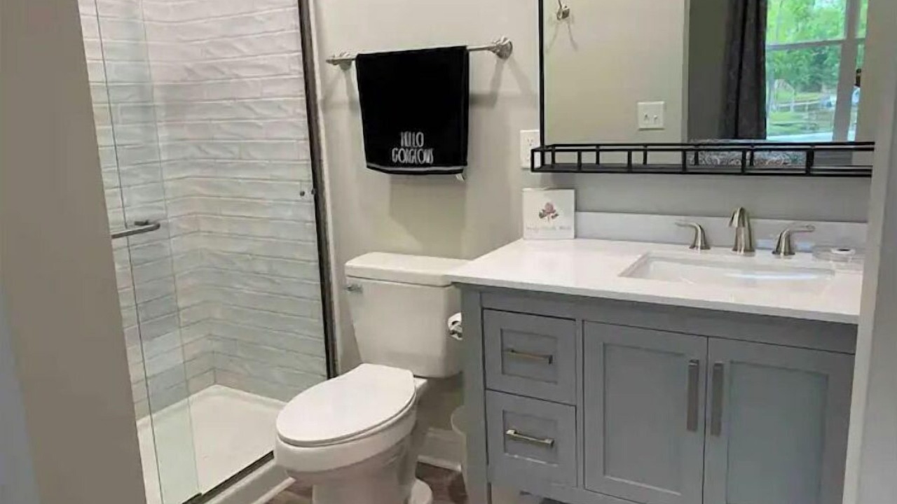Photo of Bathroom in Chapin