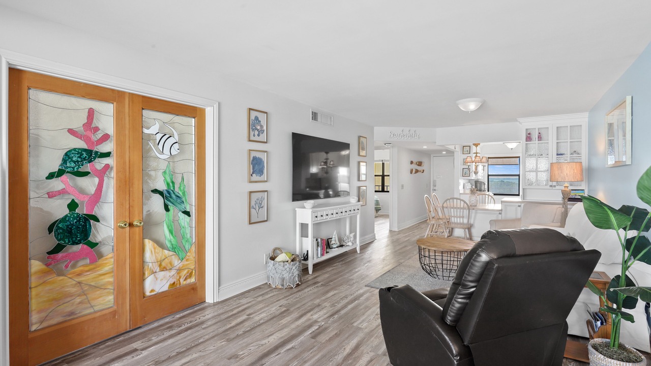 Photo of Livingroom in Hutchinson Island South