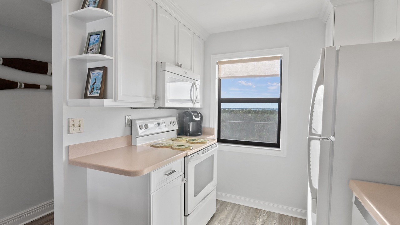 Photo of Kitchen in Hutchinson Island South