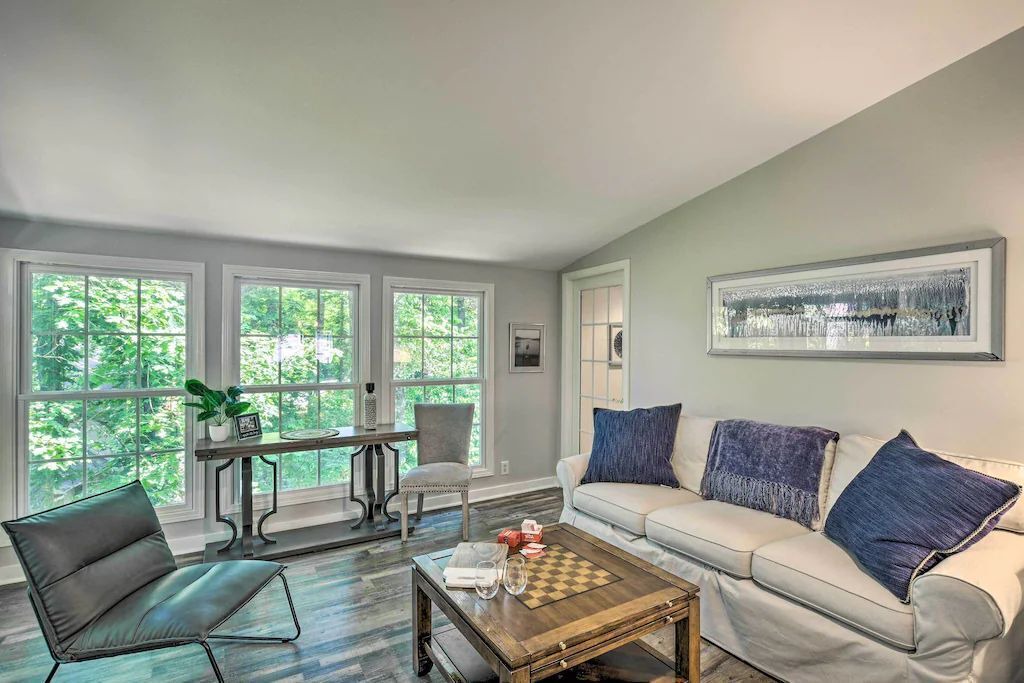 Photo of Bedroom in Salem