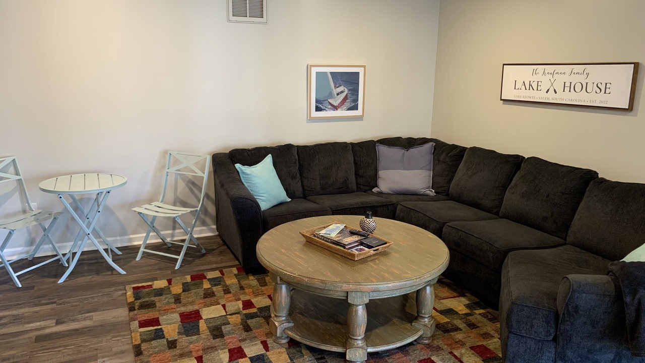Photo of Livingroom in Salem