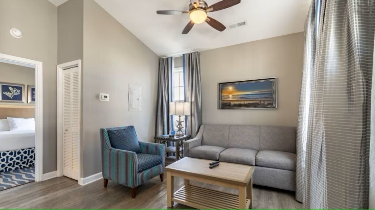 Photo of Livingroom in Ocean Ridge
