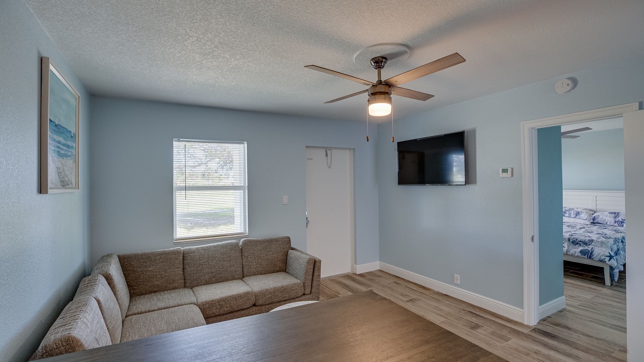 Photo of Livingroom in Micco